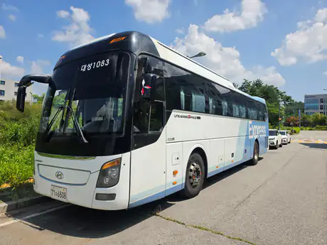 2017 Hyundai Universe