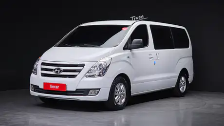 2017 Hyundai Starex 5-Seater VAN Smart