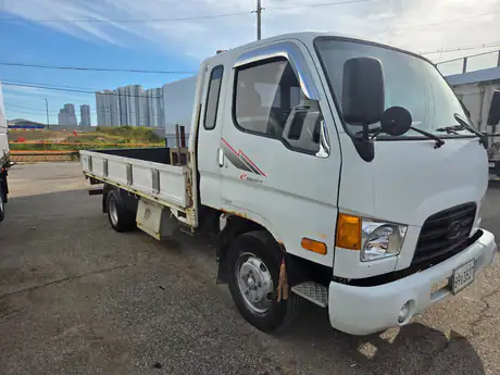 2010 Hyundai e-Mighty 2.5 Ton Super Cab